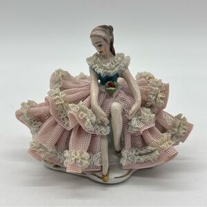 Antique Vintage Dresden Lace Seated Ballerina Lady Dancer Porcelain Figurine